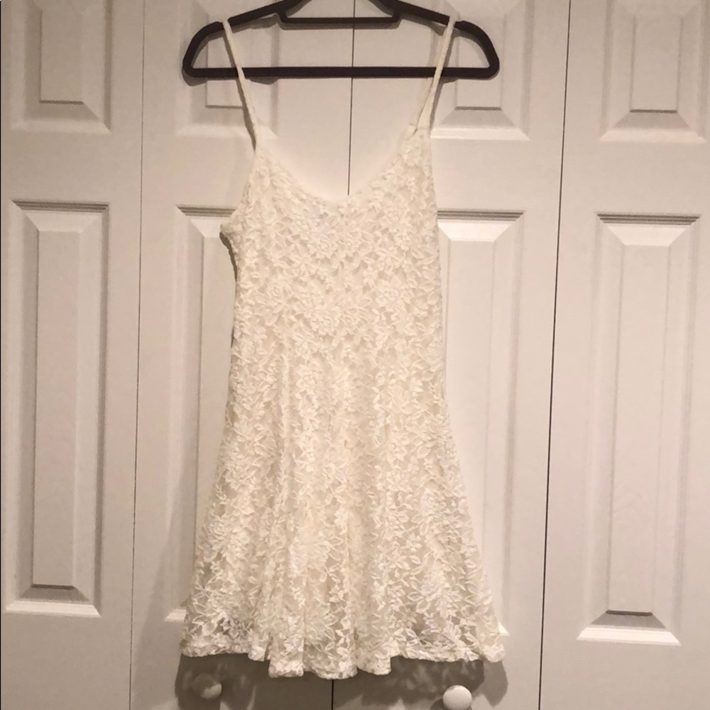 White lace dress